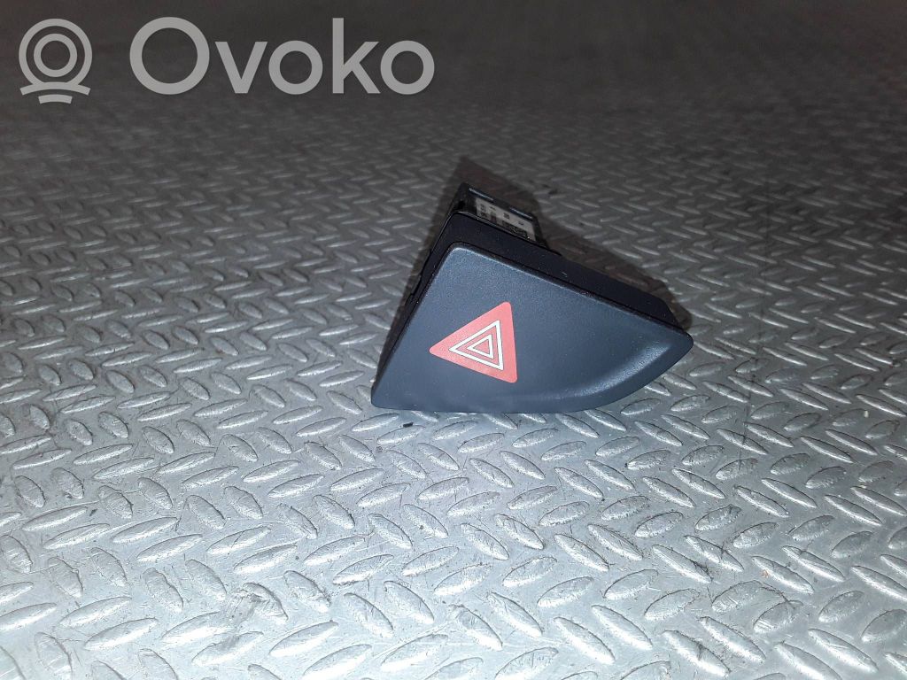 Hazard light switch   96594789KR,033850101