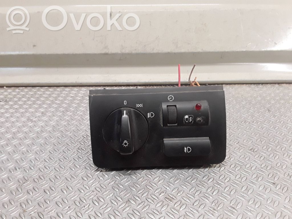 Light switch   8372205,061982,037045052