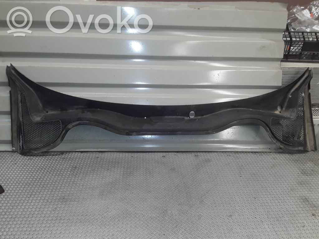 Wiper trim   8X1819415