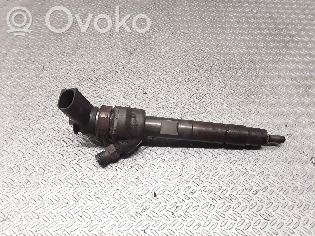 BMW 3 E90 E91 Fuel injector 