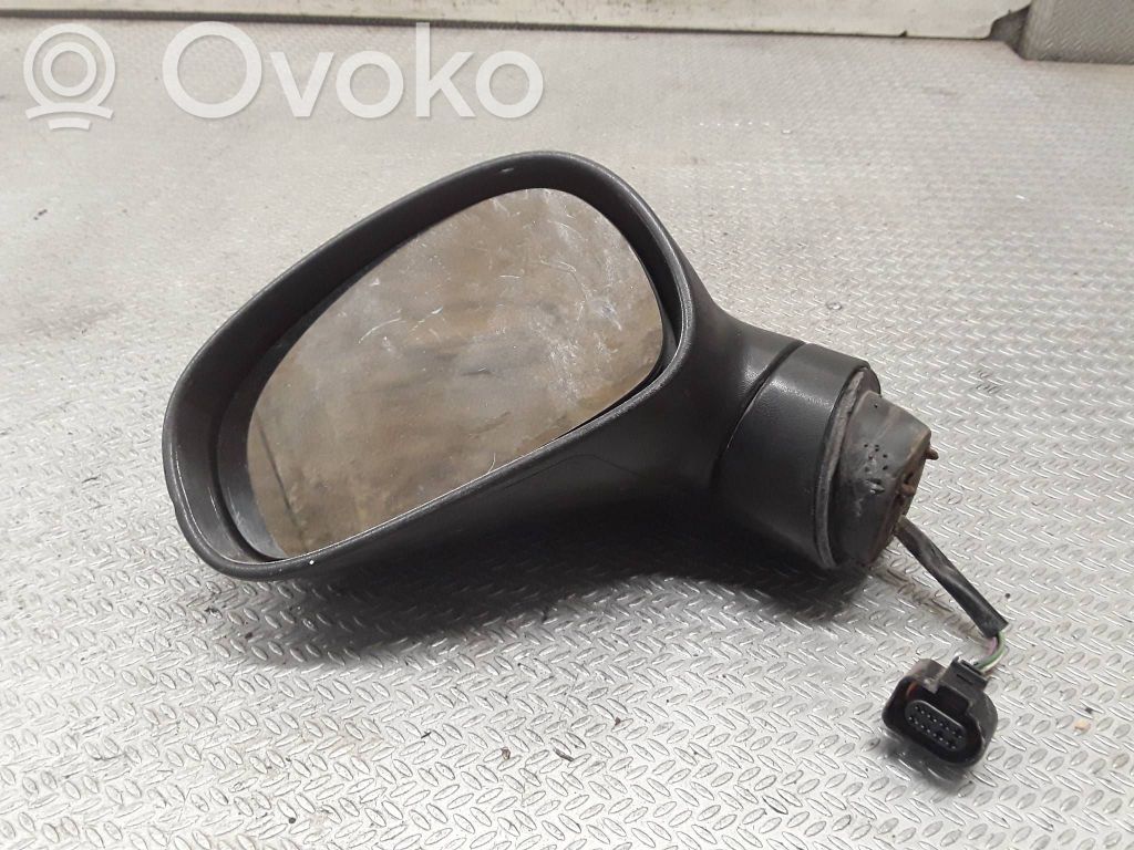 Front door electric wing mirror   E1010852