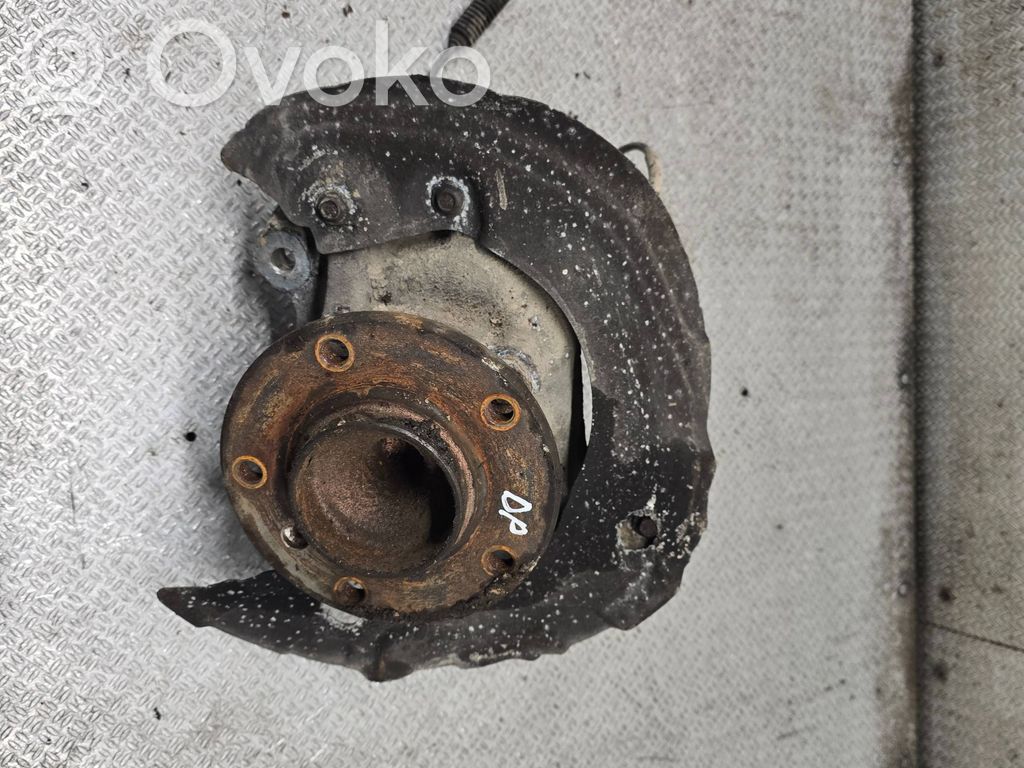 BMW 1 E81 E87 Fuso a snodo con mozzo ruota anteriore 