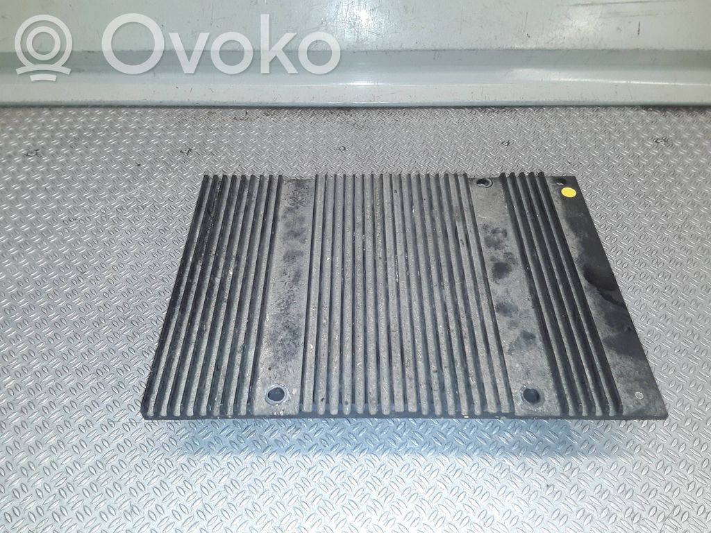 Sound amplifier   30657515