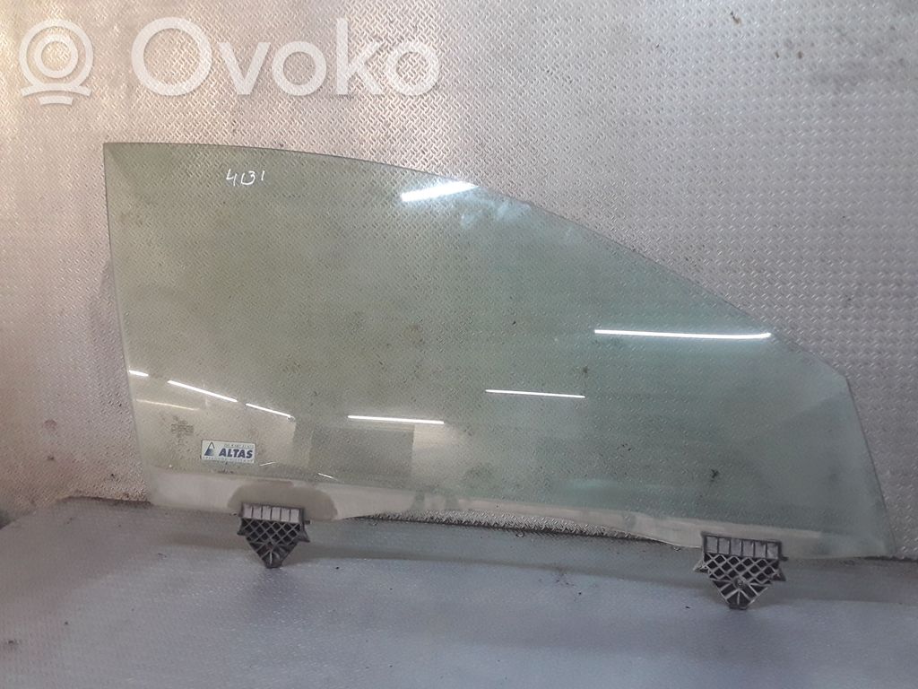 Etuoven ikkunalasi, neliovinen malli