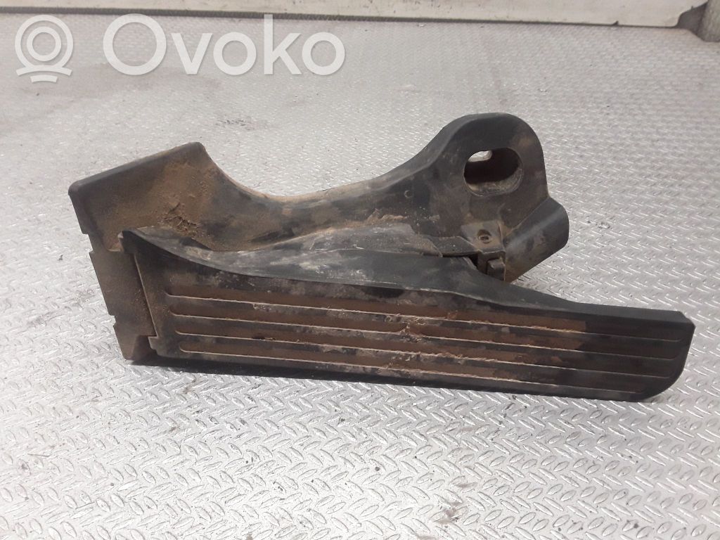 Volkswagen Caddy Pedał gazu / przyspieszenia 