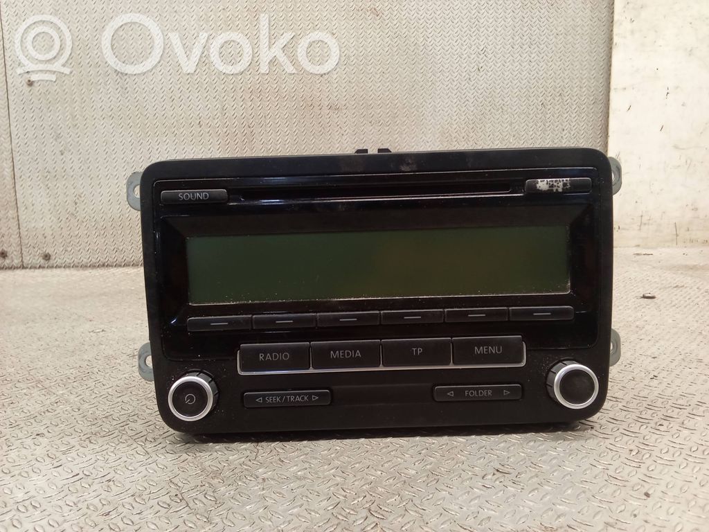 Volkswagen PASSAT B6 Panel / Radioodtwarzacz CD/DVD/GPS 