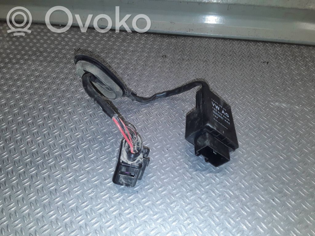 Unité de commande / module de pompe à carburant   1K0906093G