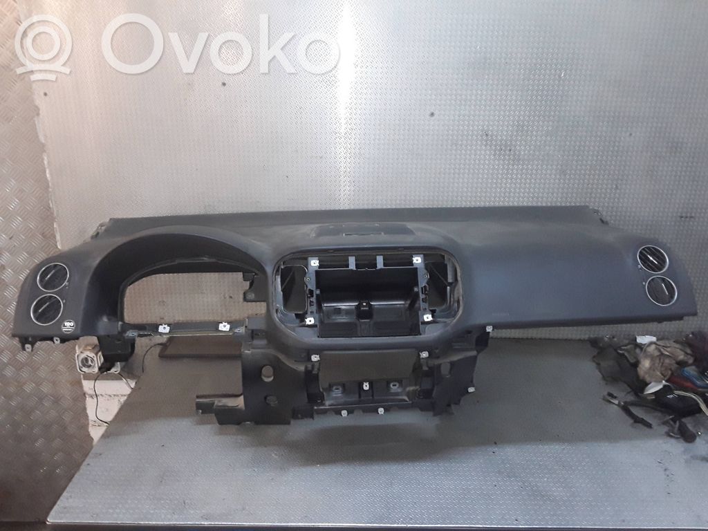 Volkswagen Golf Plus Dashboard 