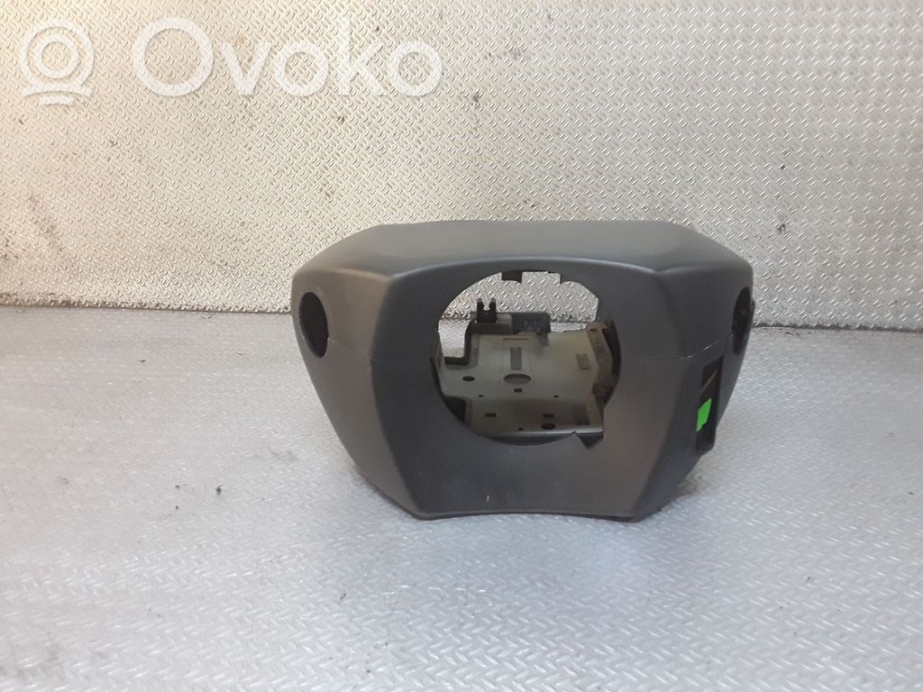 Steering wheel column trim