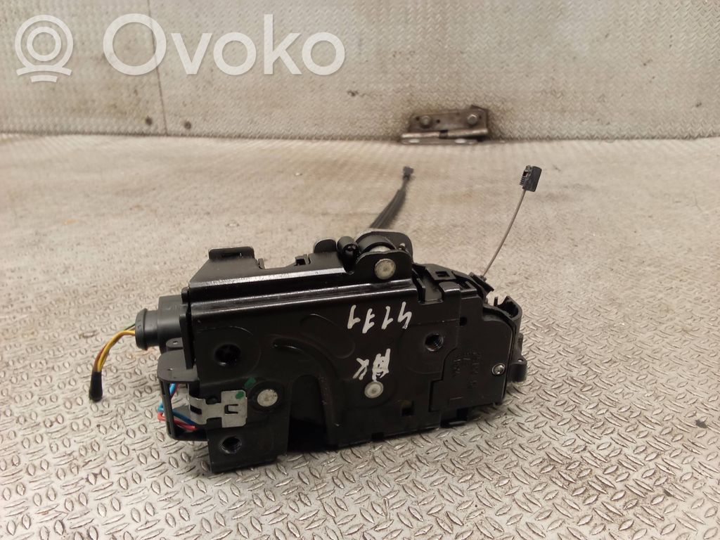 Skoda Octavia Mk2 (1Z) Serratura portiera anteriore 