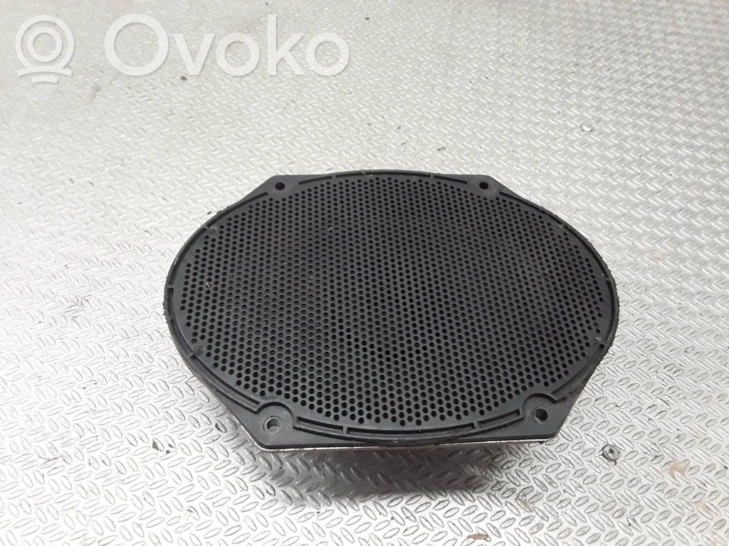 Difuzor ușă față   7S6T18808AA