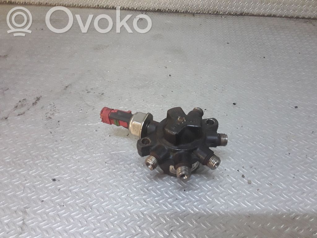 Polttoainepääputki   4M5Q9D280DB