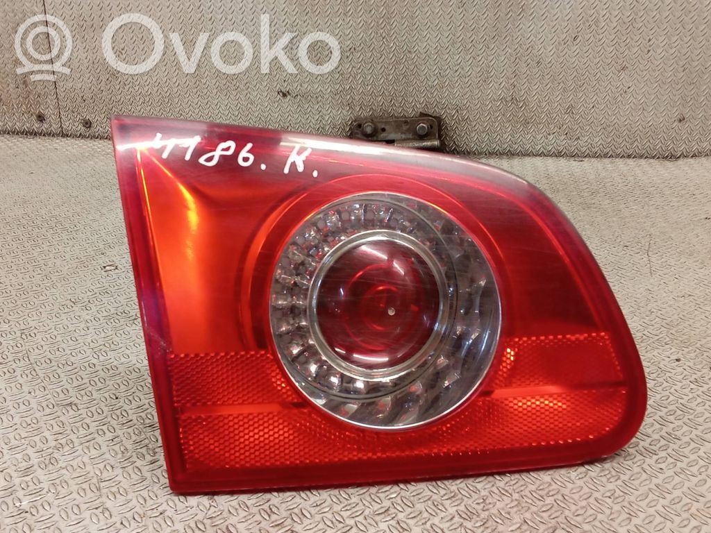 Takaluukun takavalot   3C9945093