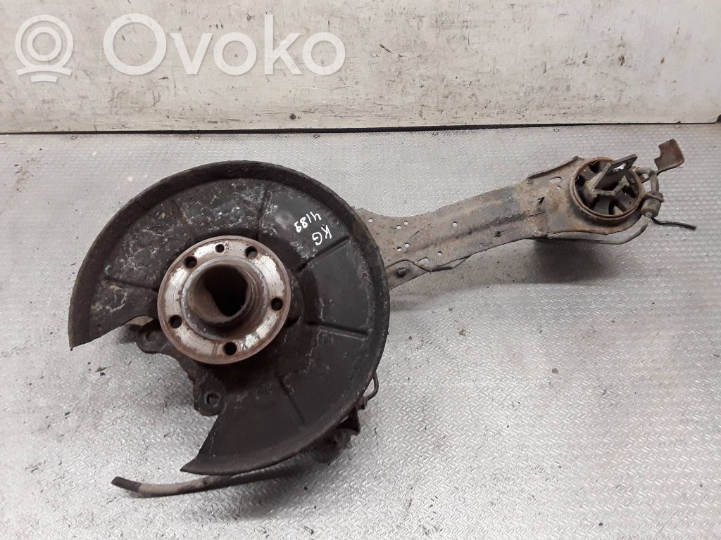 Volvo V70 Braț cu fuzetă spate 
