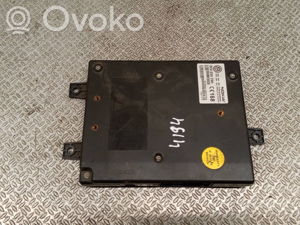 Volkswagen PASSAT B6 Bluetooth control unit module 