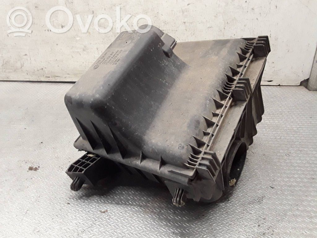 Volkswagen II LT Oro filtro dėžė 