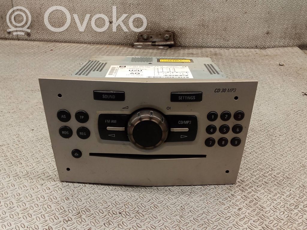 Radio / CD-Player / DVD-Player / Navigation   13254191,497316088,76346302