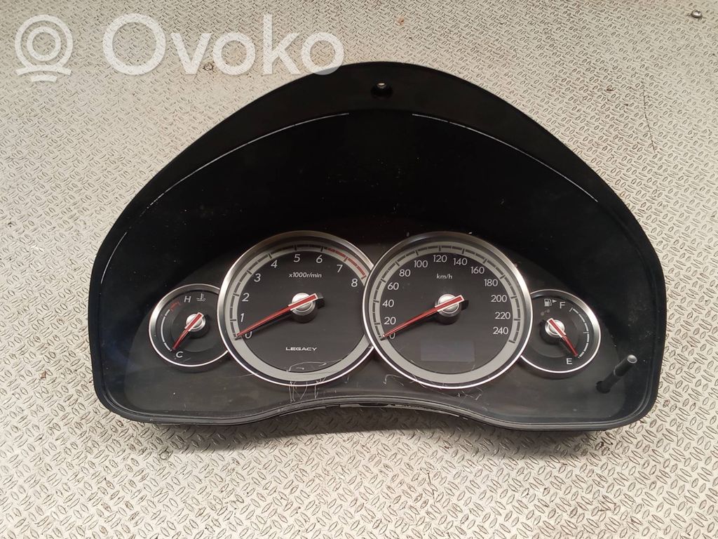 Subaru Legacy Speedometer (instrument cluster) 