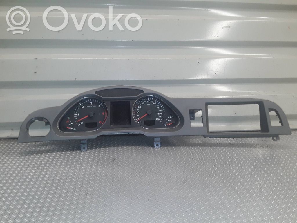 Geschwindigkeitsmesser Cockpit   5550007301