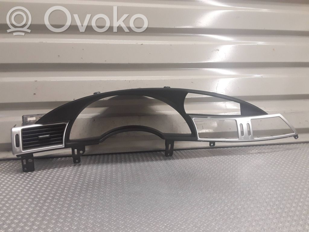 Chrysler Pacifica Moldura del panel 