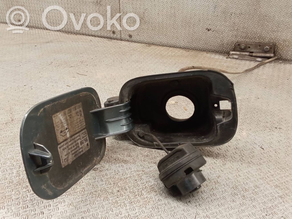 Volkswagen Jetta V Klapka wlewu paliwa 