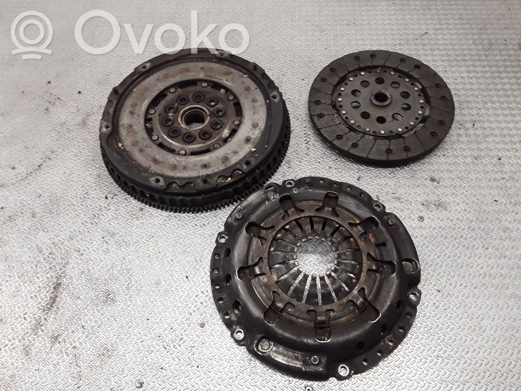 Volvo V70 Sajūga komplekts 