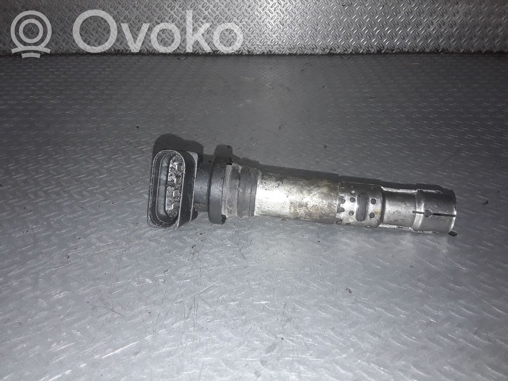 Bobină aprindere   036905715A