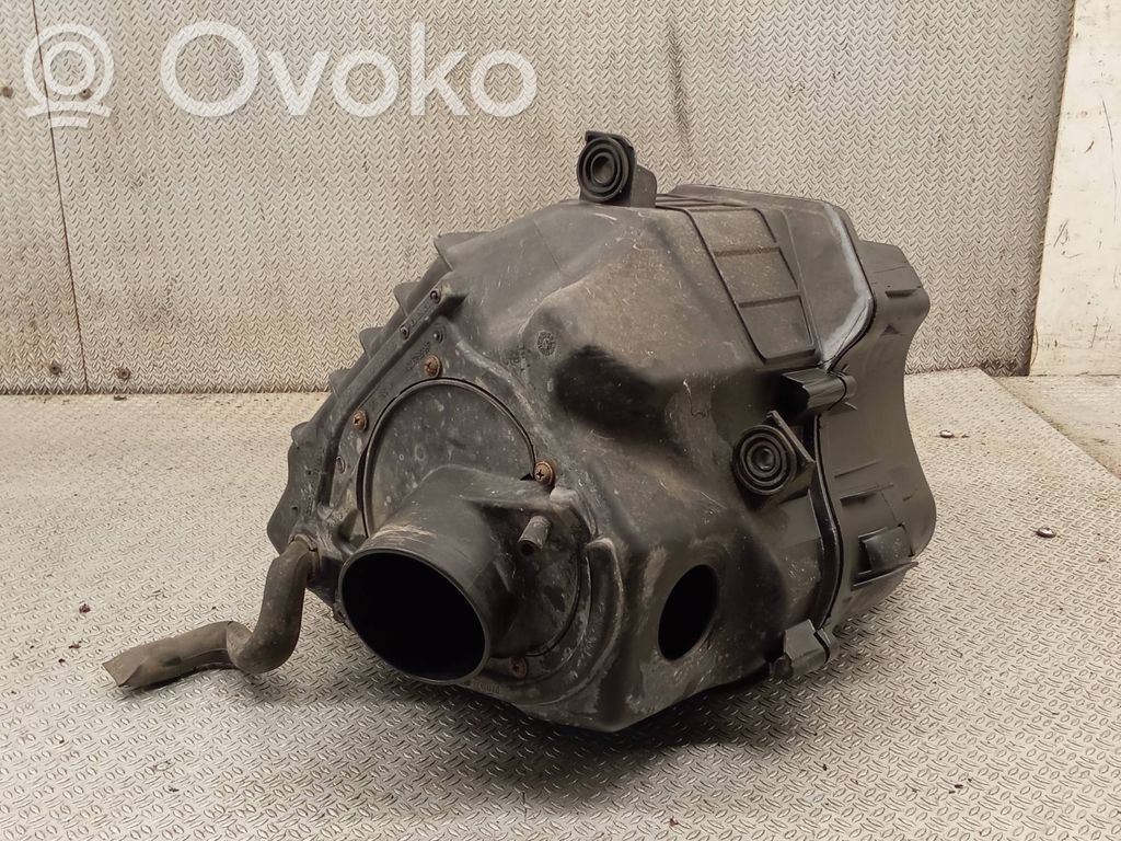 Audi A8 S8 D3 4E Air filter box 