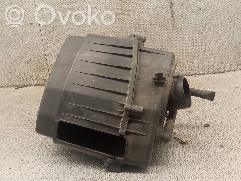 Audi A8 S8 D3 4E Air filter box 