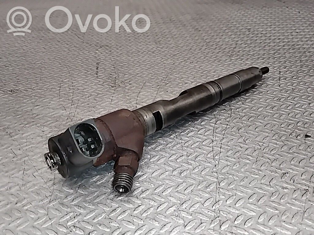 Fuel injector   057130277M,0445110158