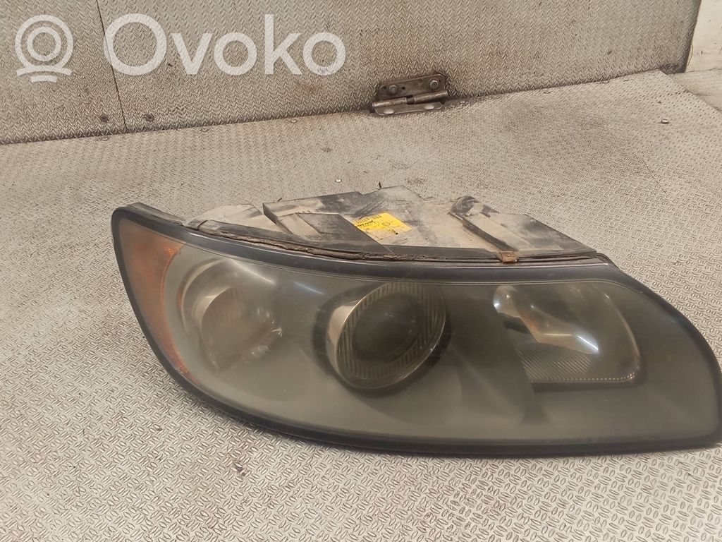 Priekšējais lukturis   30698649