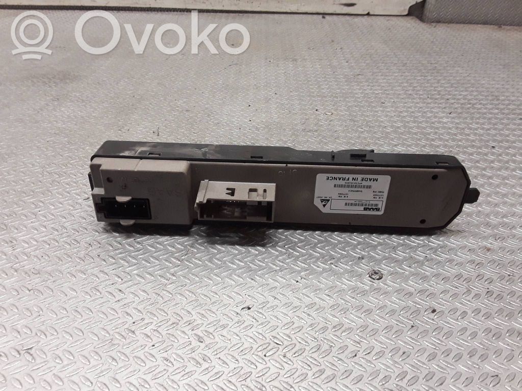 Electric window control switch   12772021