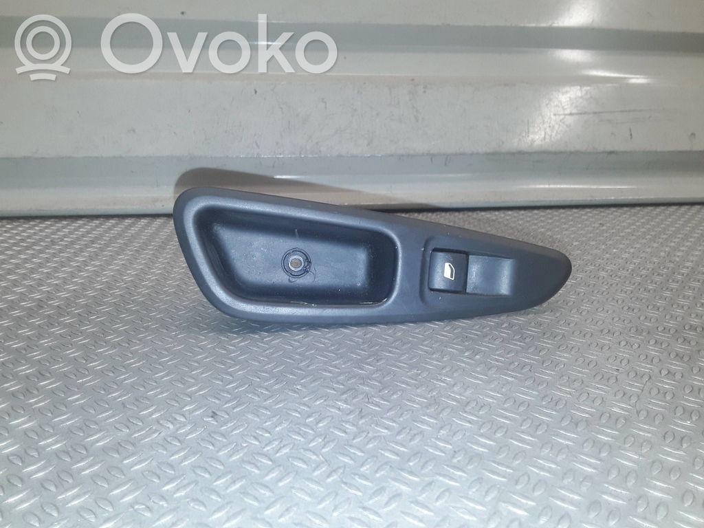 Electric window control switch   96565185XT