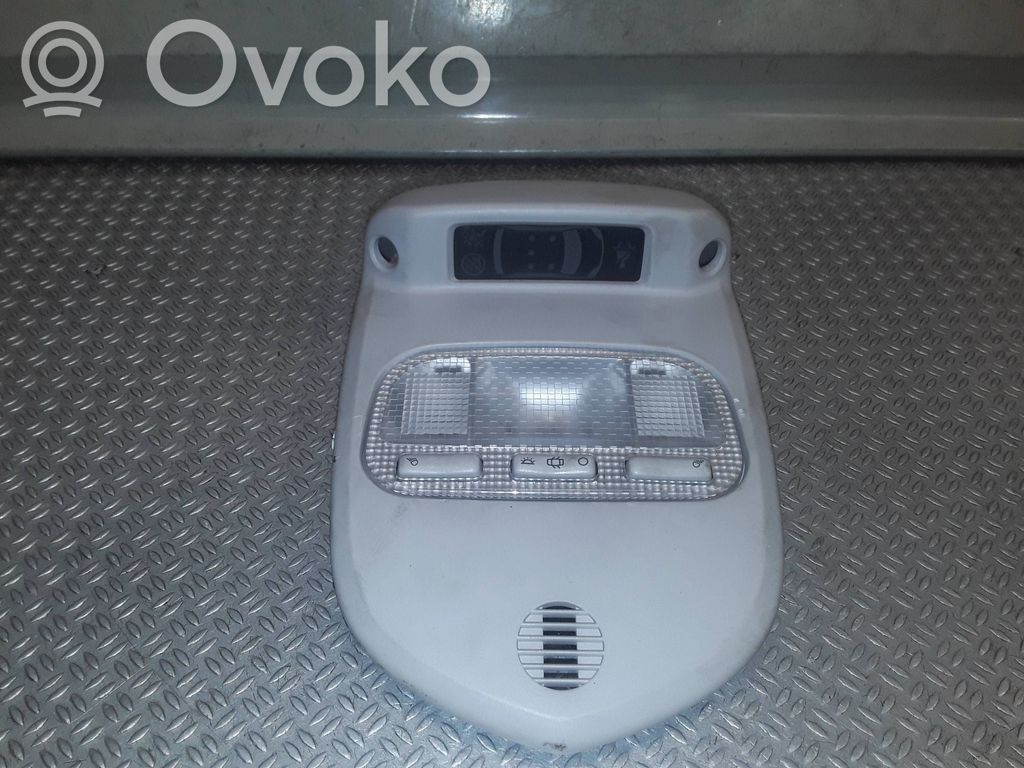Etuistuimen valo   9658675977
