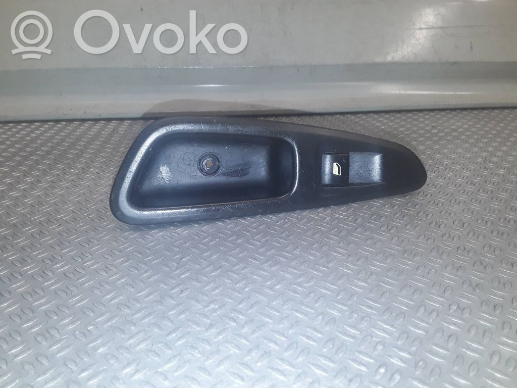 Peugeot 308 Electric window control switch 