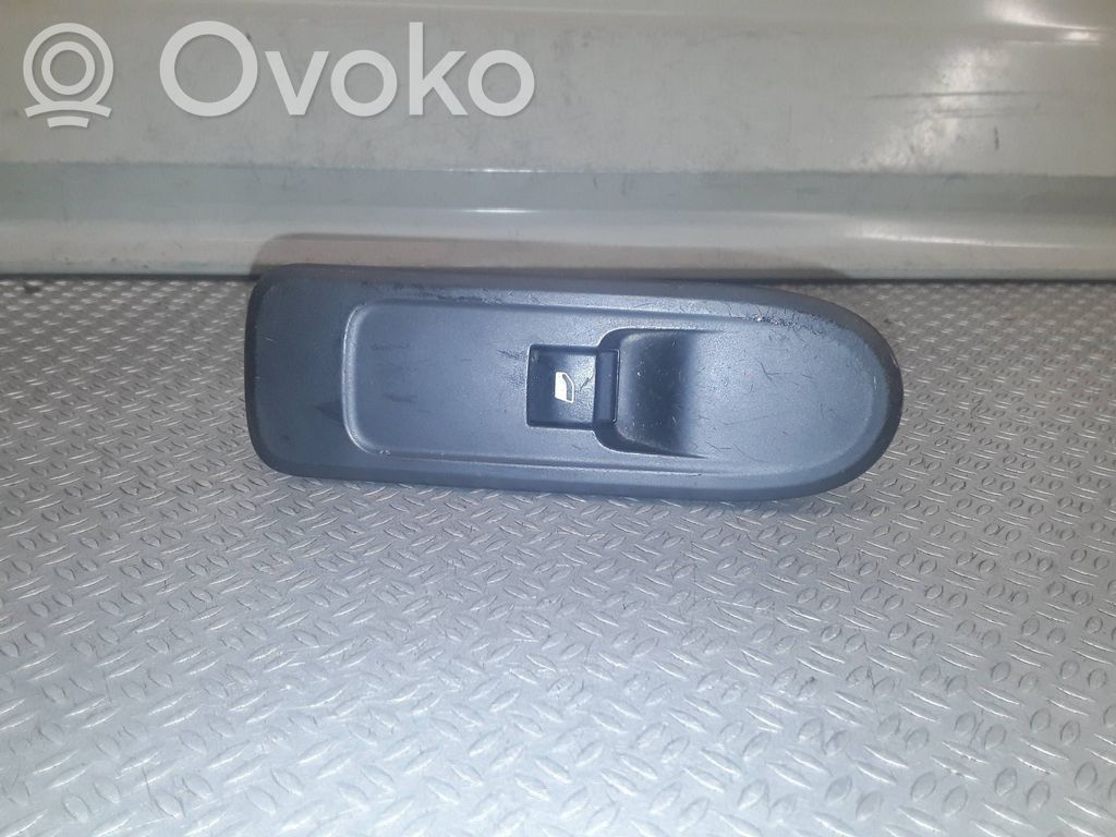 Interruptor del elevalunas eléctrico   96565184XT