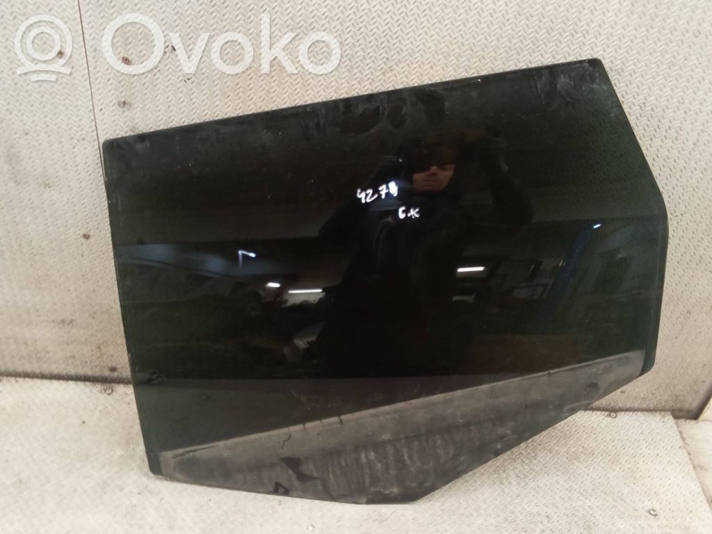 Rear door window glass