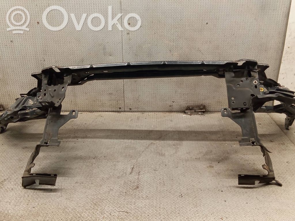 Volvo XC60 Jäähdyttimen kehyksen suojapaneeli 