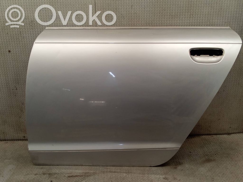 Rear door
