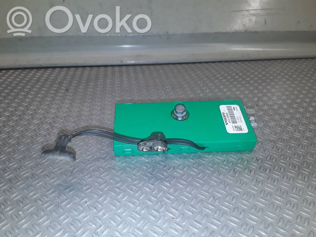 Volvo S80 Antenos stiprintuvas 