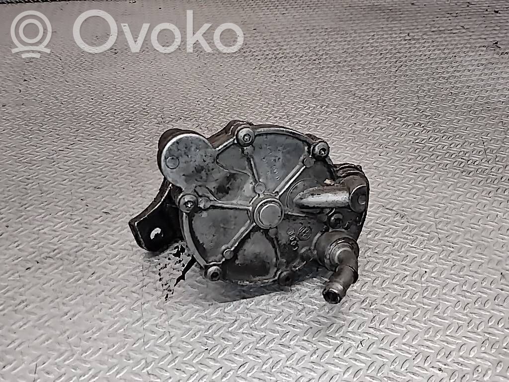 Volvo V70 Vacuum pump 