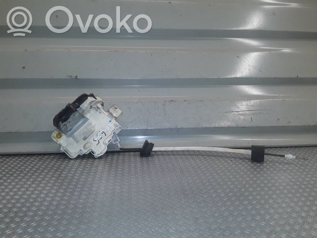 Cerradura de puerta delantera   4F1837015