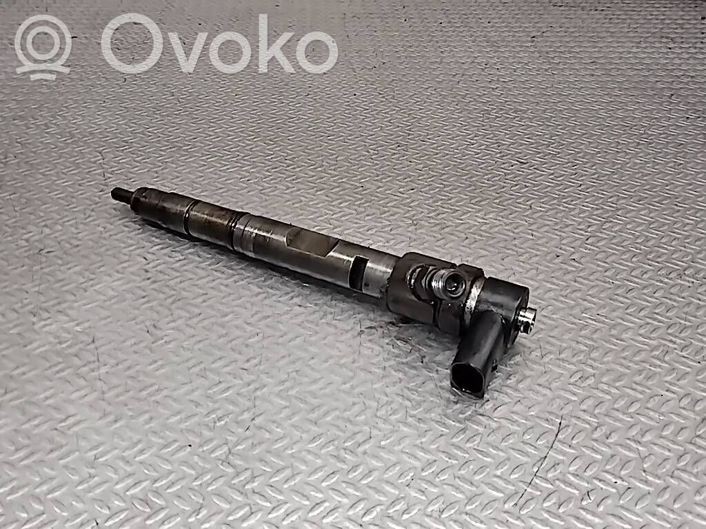 Fuel injector   0445110158,057130277M