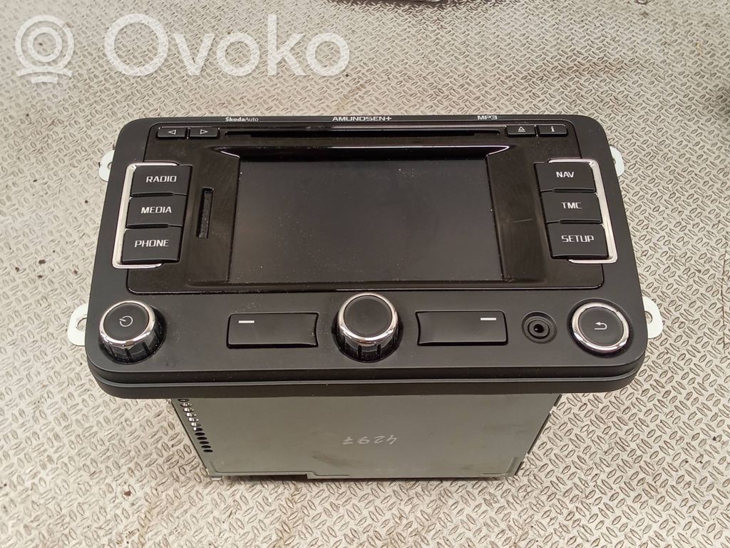 Skoda Superb B6 (3T) Radio / CD-Player / DVD-Player / Navigation