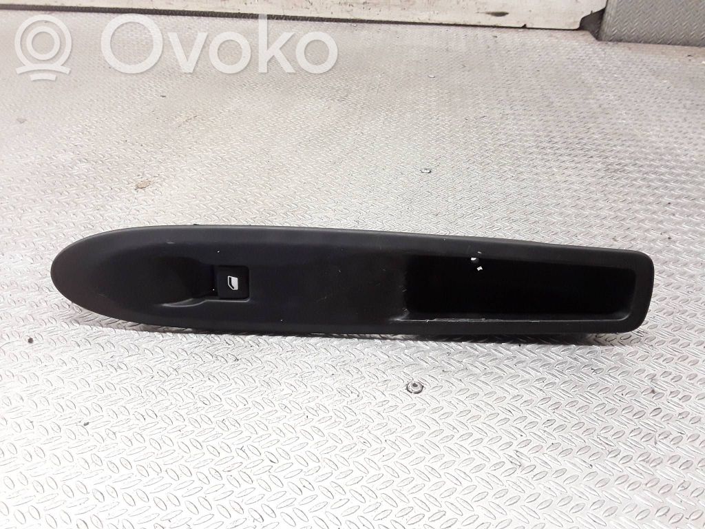 Citroen DS3 Electric window control switch 