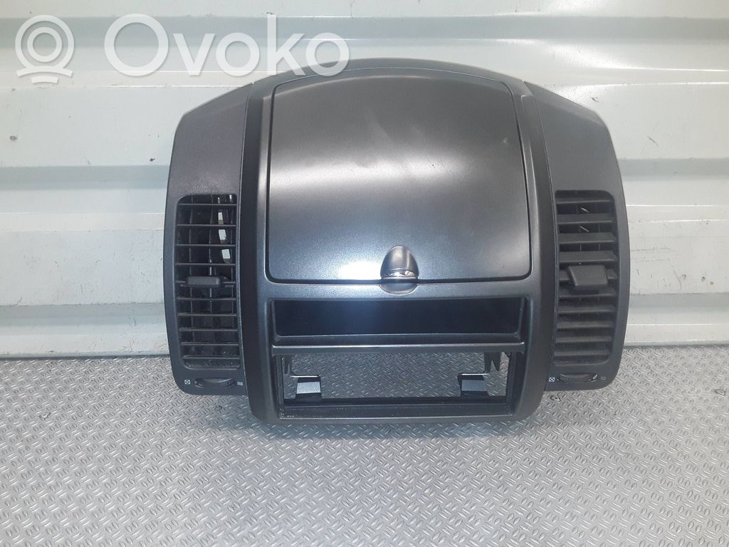 Nissan Note (E11) Daiktadėžė 