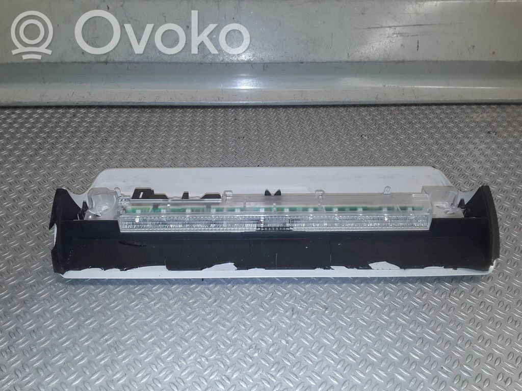 Citroen C5 Third/center stoplight 