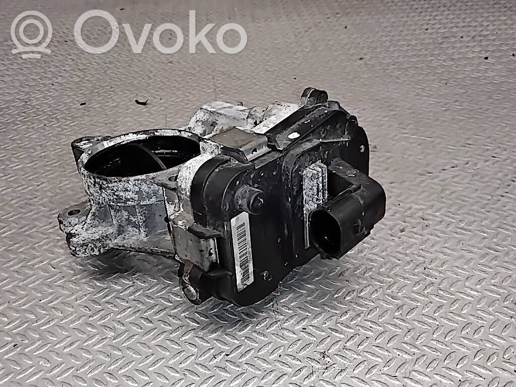 Opel Vectra C Droseļvārsts 