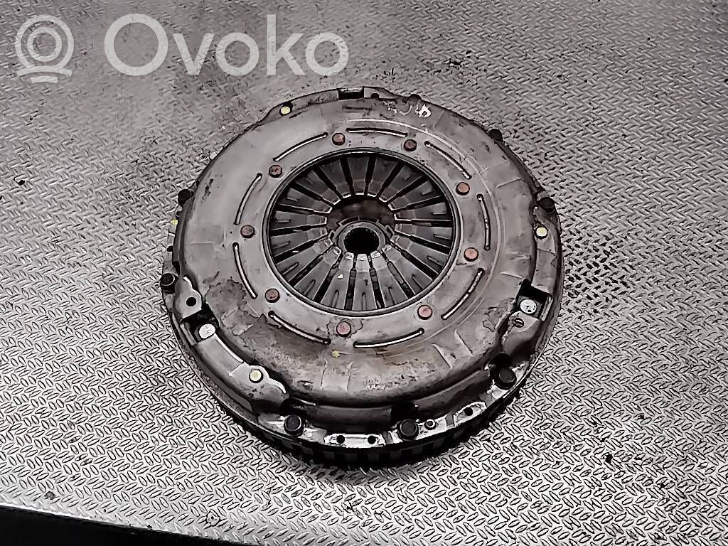KIA Ceed Kytkinsarja 