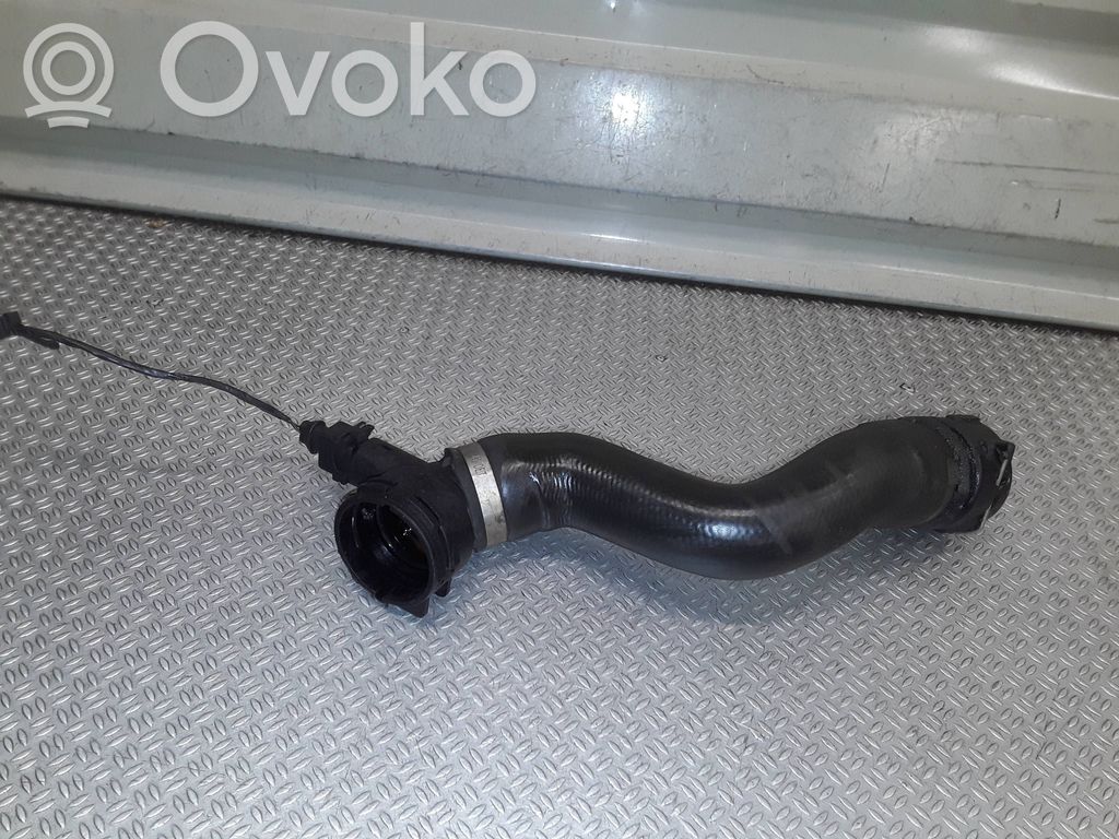 BMW 1 E81 E87 Engine coolant pipe/hose 